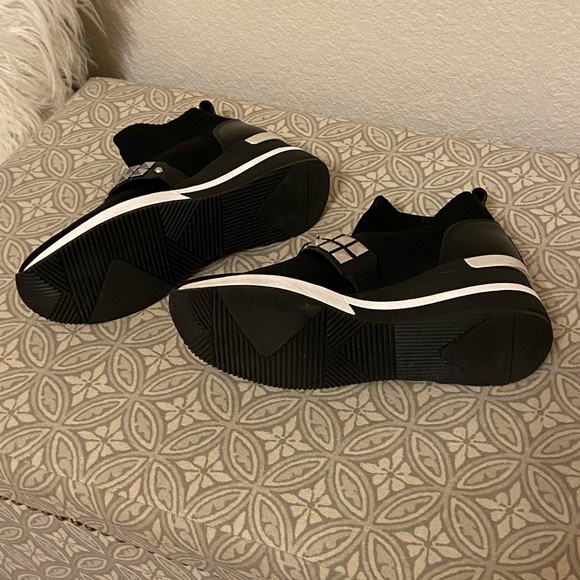 COPY - Michael Kors Skyler Studded Knit Boots Black Size 8. Worn twice (with so… - Picture 4 of 8